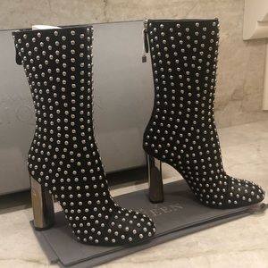 ALEXANDER McQUEEN  Boots